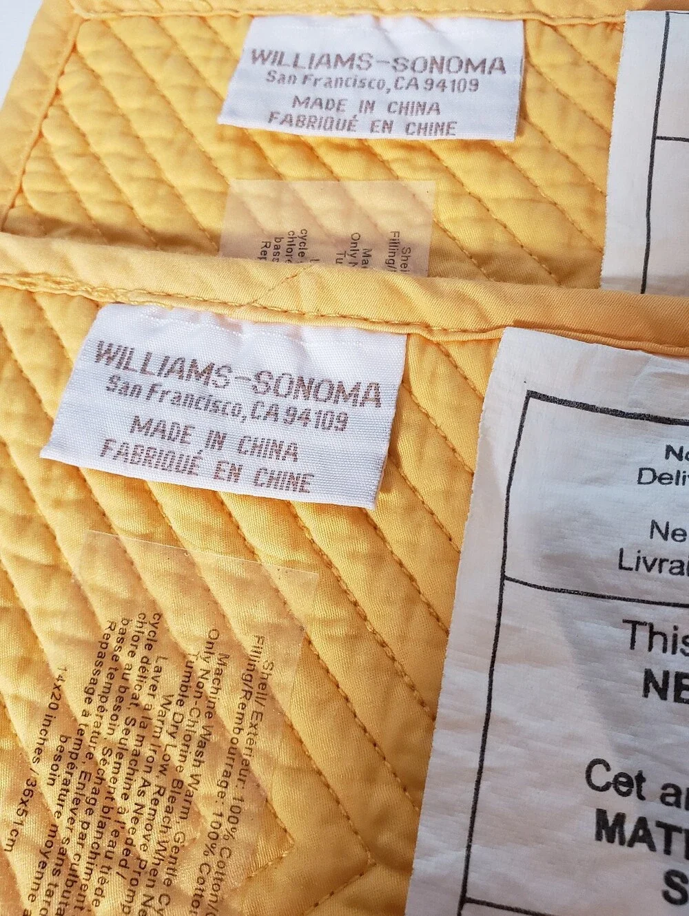 Williams Sonoma Durable Quilted Placemats Gold (4) Iconic French Provoncial NWT